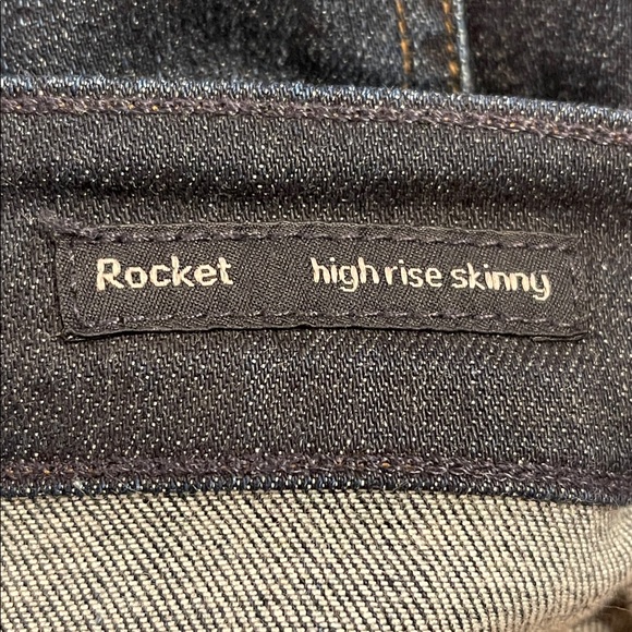 Dark Wash High Rise Skinny Jeans Minimalist Clean Girl Stretch Denim 30 - Picture 11 of 13